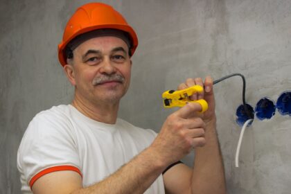 Eletricista que pode ter direito à aposentadoria especial