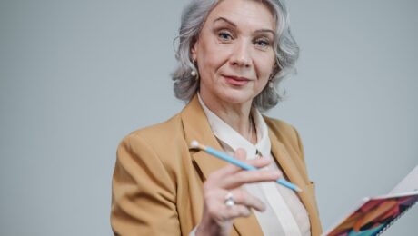 Idade para aposentadoria de professor