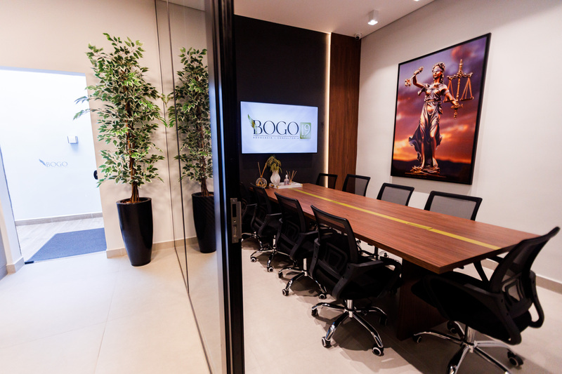 bogo-advocacia-curitiba-reuniao Bogo Advocacia e Cosultoria Previdenciária